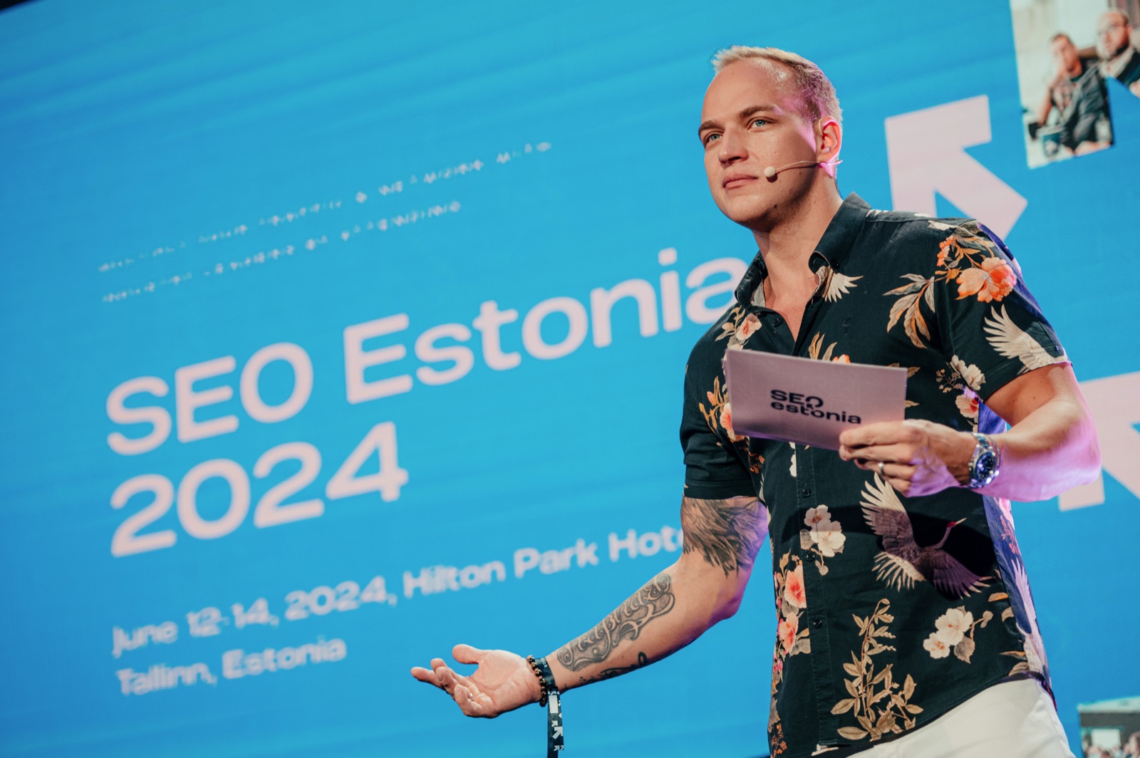 Karl Kangur SEO Estonia konverentsi laval